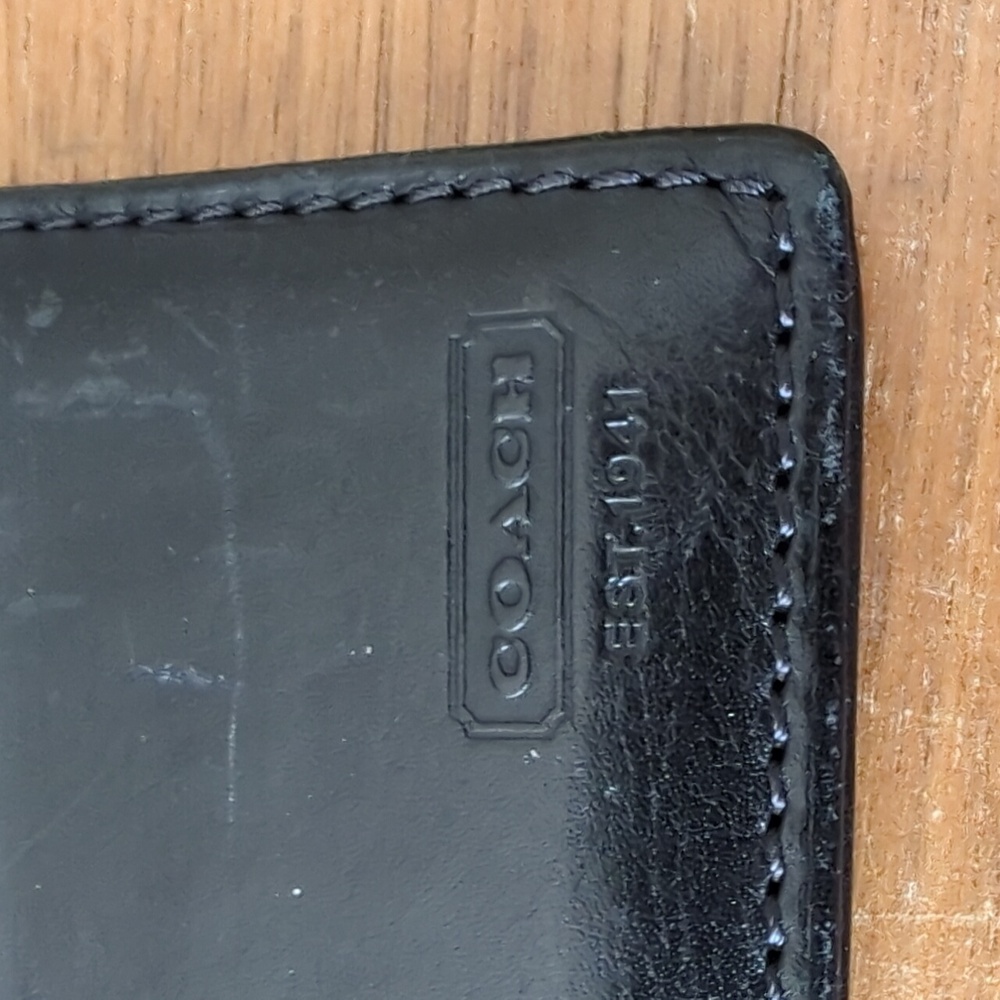 Coach Card Wallet - Picture 2 of 5